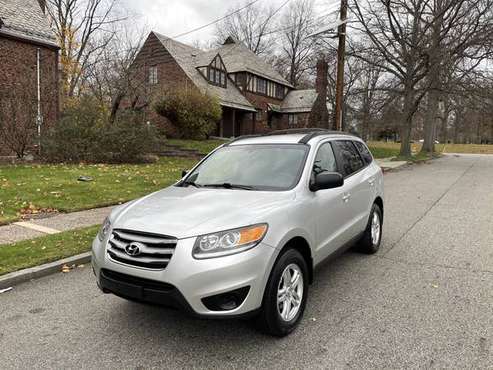 Hyundai Santa Fe 2012 AWD - cars & trucks - by owner - vehicle... for sale in Paterson, NJ