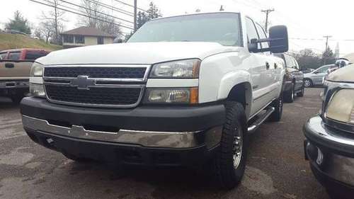 2007 CHEVY SILVERADO 2500 LT, CREW CAB DURAMAX - cars & trucks - by... for sale in Knoxville, TN