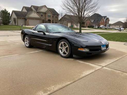 2001 Corvette 6 Speed 21k - cars & trucks - by owner - vehicle... for sale in Sycamore, IL