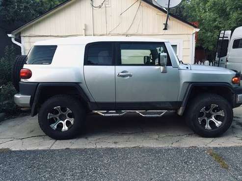 2007 Toyota FJ Cruiser - low miles/6 speed manual/lifted for sale in Boulder, CO