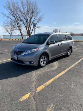 2012 Toyota Sienna LE for sale in Moses Lake, WA