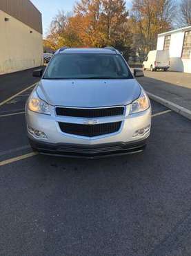 2012 CHEVROLET TRAVERSE LS - cars & trucks - by dealer - vehicle... for sale in Norwood, NJ