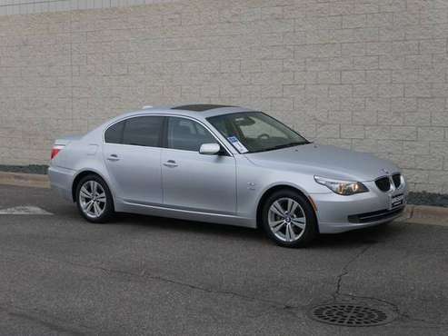 2010 BMW 5 Series 528i xDrive - - by dealer - vehicle for sale in Roseville, MN