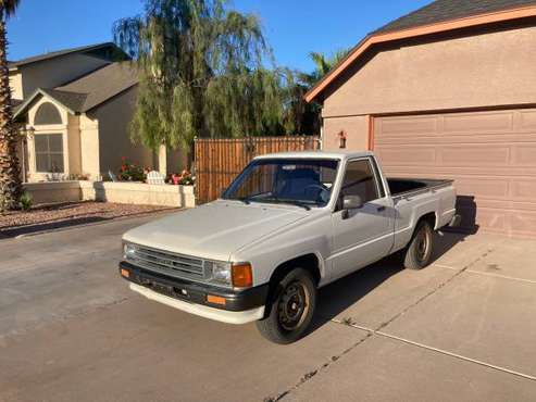 Toyota pickup 1987 for sale in Chandler, AZ