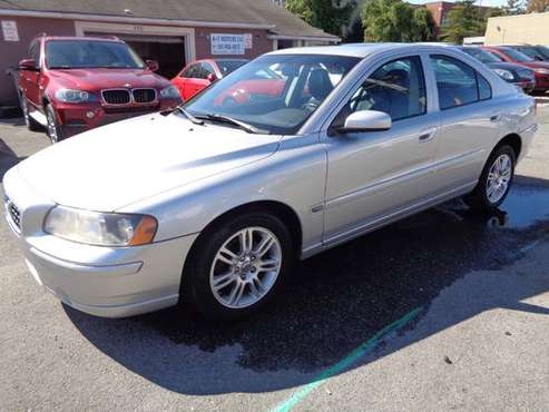 **2006 VOLVO S60 2.5L Turbo AWD Auto w/Sunroof - cars & trucks - by... for sale in Valley Stream, NY
