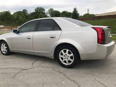 2007 Cadillac CTS with extra set of seats for sale in Kansas City, MO