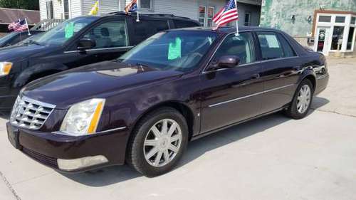 2008 Cadillac Deville DTS excellent condition for sale in Fond Du Lac, WI