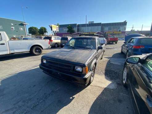 1987 Mazda b2000 - Manuel - cars & trucks - by dealer - vehicle... for sale in Los Angeles, CA