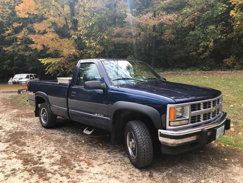 1998 Chevy Pickup - cars & trucks - by owner - vehicle automotive sale for sale in Greenville, NH