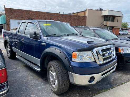 2007 Ford F150 XLT 5.4 4x4 105K MILES! Clean! engine need work -... for sale in Brook Park, OH