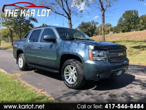 2008 Chevrolet Avalanche LTZ 4WD LIKE NEW! for sale in Forsyth, MO