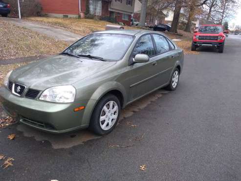 2005 suzuki forenza - cars & trucks - by owner - vehicle automotive... for sale in Clarksville, KY