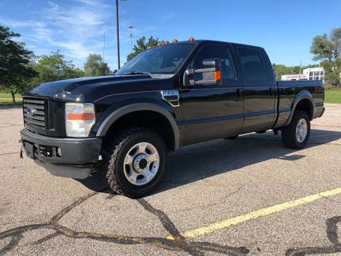 Strong! 2008 Ford F-250! 4x4! Crew Cab! Diesel! Finance Now! for sale in Ortonville, MI
