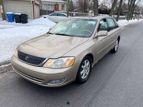 2000 Toyota Avalon xls for sale in Chicago, IL
