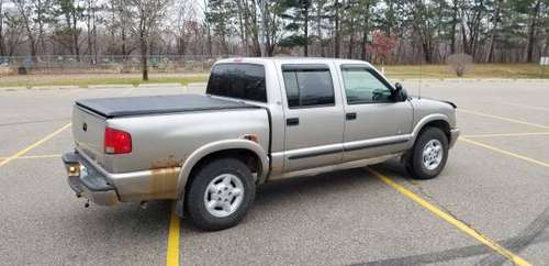 2003 Chevy S10 Crew Cab 4x4 - cars & trucks - by owner - vehicle... for sale in La Crosse, WI