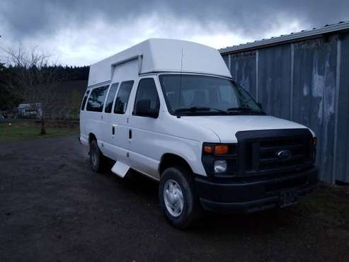 Ford wheel chair van for sale in Lafayette, OR