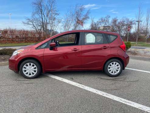 2016 nissan versa 1 owner!! - cars & trucks - by dealer - vehicle... for sale in Northborough, MA