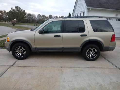 2003 Ford Explorer xlt 4x4 - cars & trucks - by owner - vehicle... for sale in Saint Georges, DE
