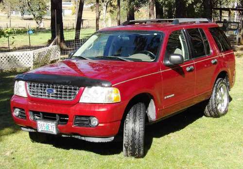 2005 Ford Explorer - low miles for sale in Cave Junction, OR