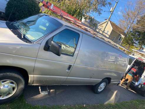 02 Ford econoline - cars & trucks - by owner - vehicle automotive sale for sale in Norwalk, NY