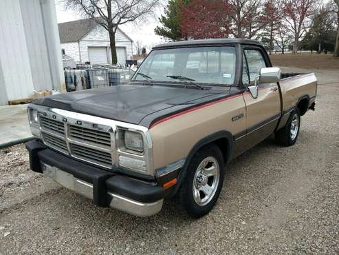 1991 Dodge D150 for sale in Burlington, KS