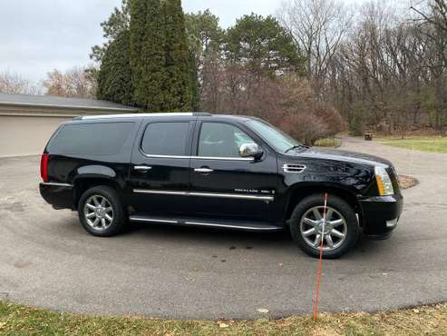 2007 Cadillac Escalade ESV-146,000 Miles - cars & trucks - by owner... for sale in Saint Paul, MN
