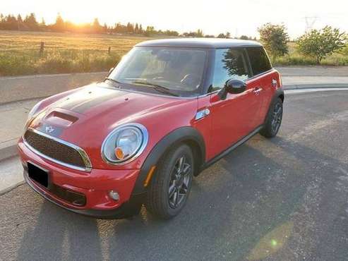 2011 Mini Cooper S (Turbo) - No Mechanical Issues-2nd Owner - cars & for sale in Elk Grove, CA
