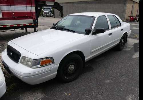 2011 FORD CROWN VIC P71’s WITH AROUND 80k - cars & trucks - by owner... for sale in Antioch, WI