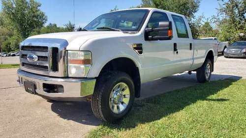 2008 Ford Super Duty F-350 SRW Crew Cab XLT 4x4 5.4L ONLY 94k MILES! for sale in Savannah, MO