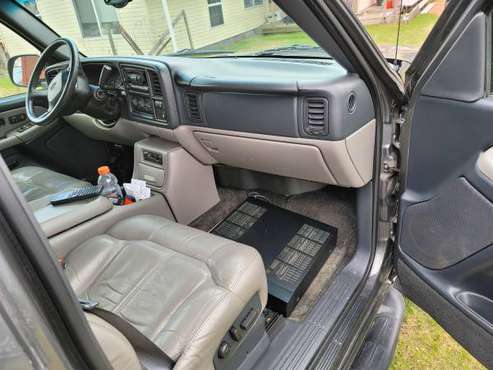 2002 Chevrolet Suburban Lt 4x4 for sale in Menomonie, WI