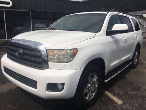 2008 Toyota Sequoia 4WD 4dr LV8 6-Spd AT SR5 Text Offers/Trades -... for sale in Knoxville, TN