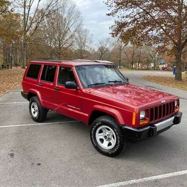 1999 Jeep Cherokee 4D 2WD 4.0L Automatic - cars & trucks - by owner... for sale in Clarksville, TN