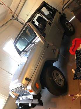 ONE OF A KIND JEEP!!!!! LOW MILES - cars & trucks - by owner -... for sale in Indianapolis, IN