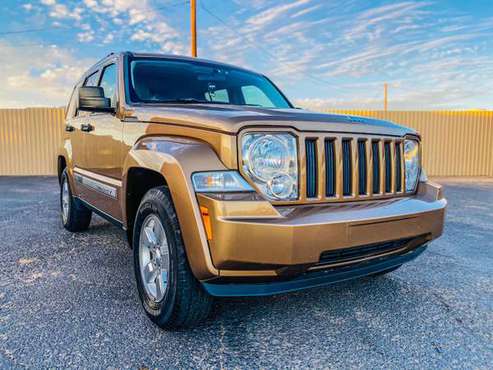 2012 JEEP LIBERTY 4x4 - cars & trucks - by owner - vehicle... for sale in Lubbock, NM