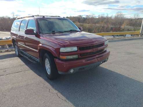 2005 chevy suburban z71 - cars & trucks - by dealer - vehicle... for sale in Statesville, NC