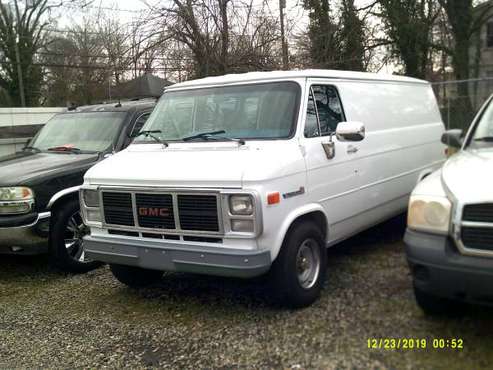 1990 GMC G2500 - cars & trucks - by dealer - vehicle automotive sale for sale in Burlington, NC