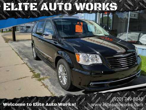 2016 Chrysler Town & Country Touring L (Anniversary Edition) for sale in Appleton, WI