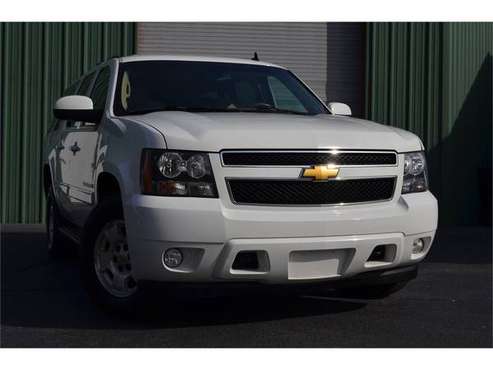 2013 Chevrolet Suburban LT 4WD SUV Chevy 4x4 - cars & trucks - by... for sale in Greensboro, NC