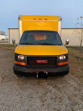 2003 GMC Box Truck - cars & trucks - by owner - vehicle automotive... for sale in Springfield, IL