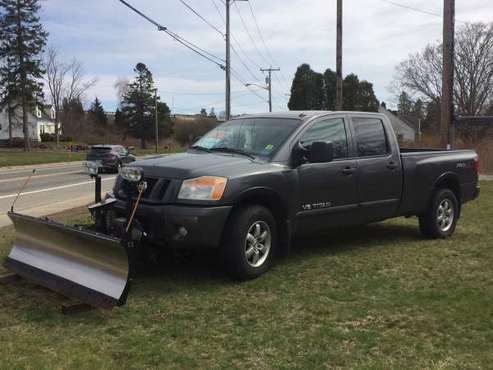 FS:2009 Nissan Titan Pro4X with plow - cars & trucks - by owner -... for sale in Bristol , RI