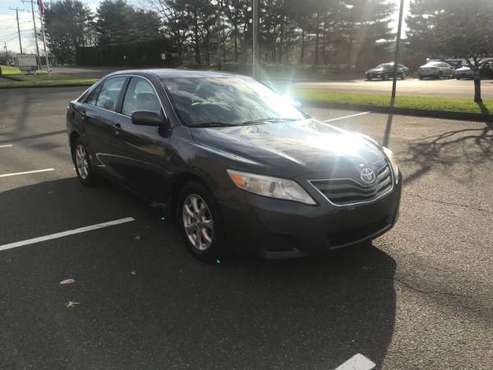 2011 Toyota Camry LE - cars & trucks - by dealer - vehicle... for sale in Hamden, CT