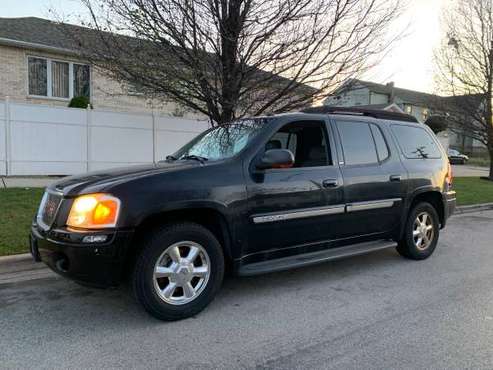 2005 GMC ENVOY **💯🔥 Leather Sunroof 3rd row - cars & trucks - by... for sale in Chicago, IL