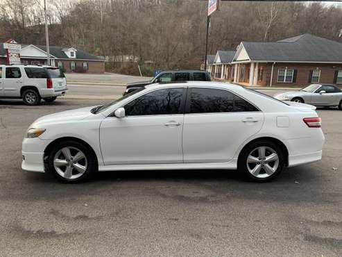 2011 TOYOTA CAMRY SE "LOW MILES" - cars & trucks - by dealer -... for sale in Ashland, WV