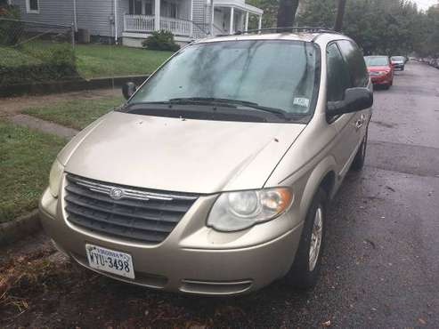 2005 Chrysler Town & Country only 138k miles - cars & trucks - by... for sale in Richmond , VA