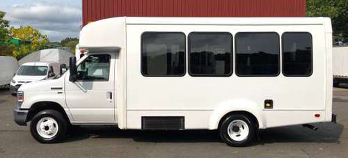 2012 FORD E-350 12 PASS SHUTTLE BUS WHEELCHAIR HANDICAP VAN LOW... for sale in Enfield, MA