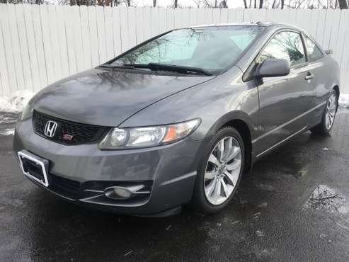 2010 Honda Civic Si 4 Cylinder Vtec Sunroof 6-Speed manual - cars &... for sale in Watertown, NY