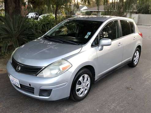2011 Nissan Versa 1.8 SL - cars & trucks - by dealer - vehicle... for sale in North Hollywood, CA