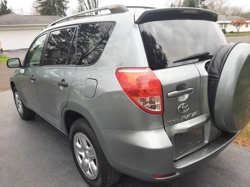2008 TOYOTA RAV-4 4X4 - cars & trucks - by owner - vehicle... for sale in utica, NY