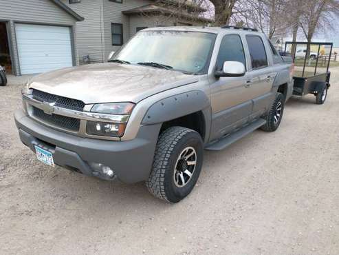 2002 Chevrolet Avalanche 3/4 ton for sale in Nicollet, MN