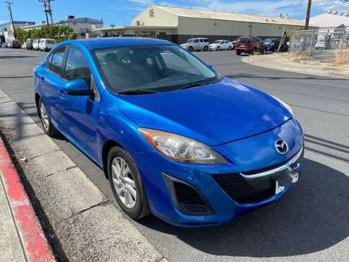 2013 Mazda 3i. Only 55k miles - cars & trucks - by owner - vehicle... for sale in Honolulu, HI
